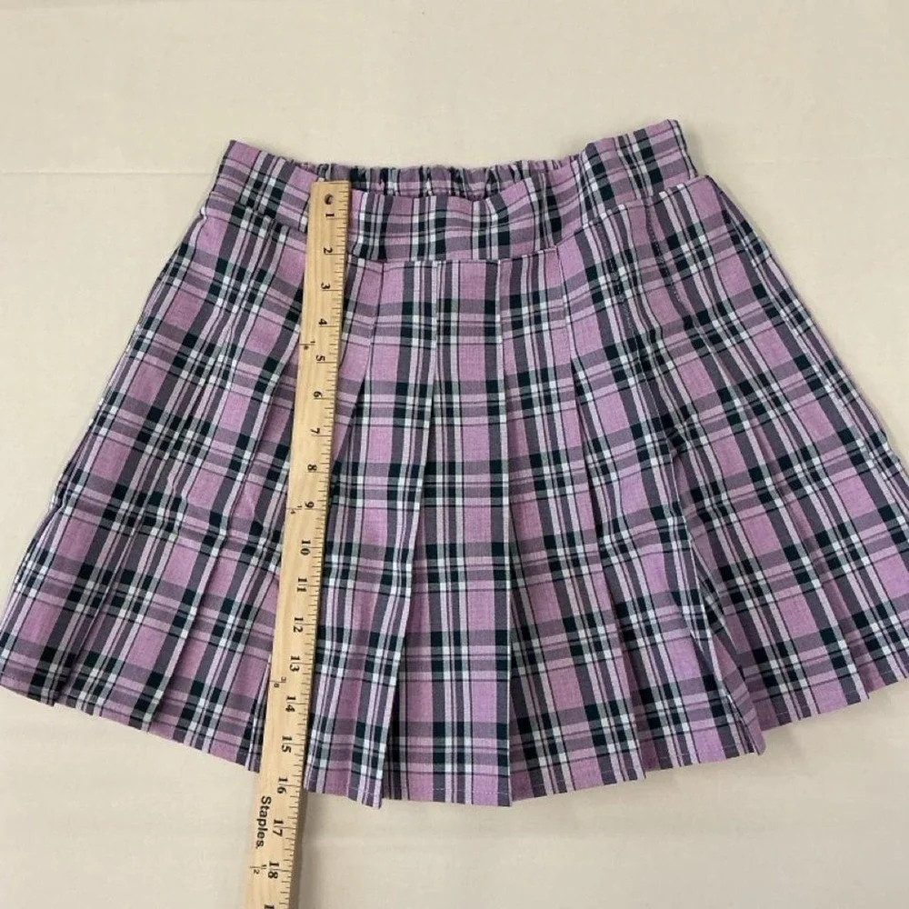 Brand‎ new Europa pleated mini skirt